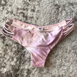Billabong cheeky bikini bottoms